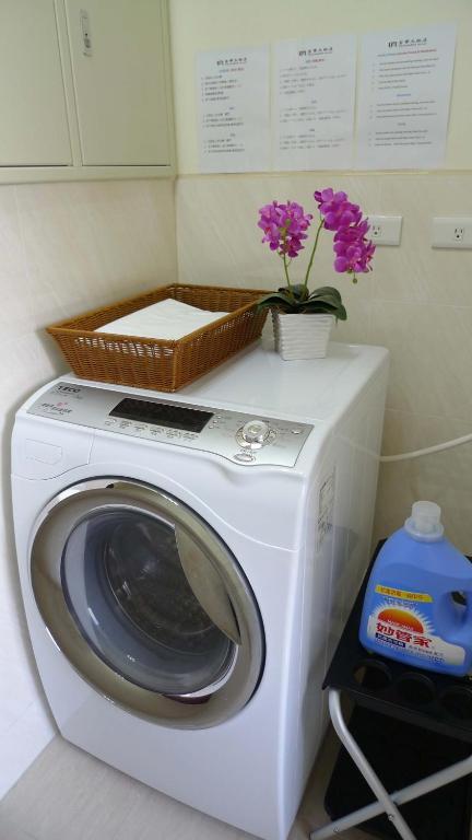 Fuward Hotel Tainan Bagian luar foto