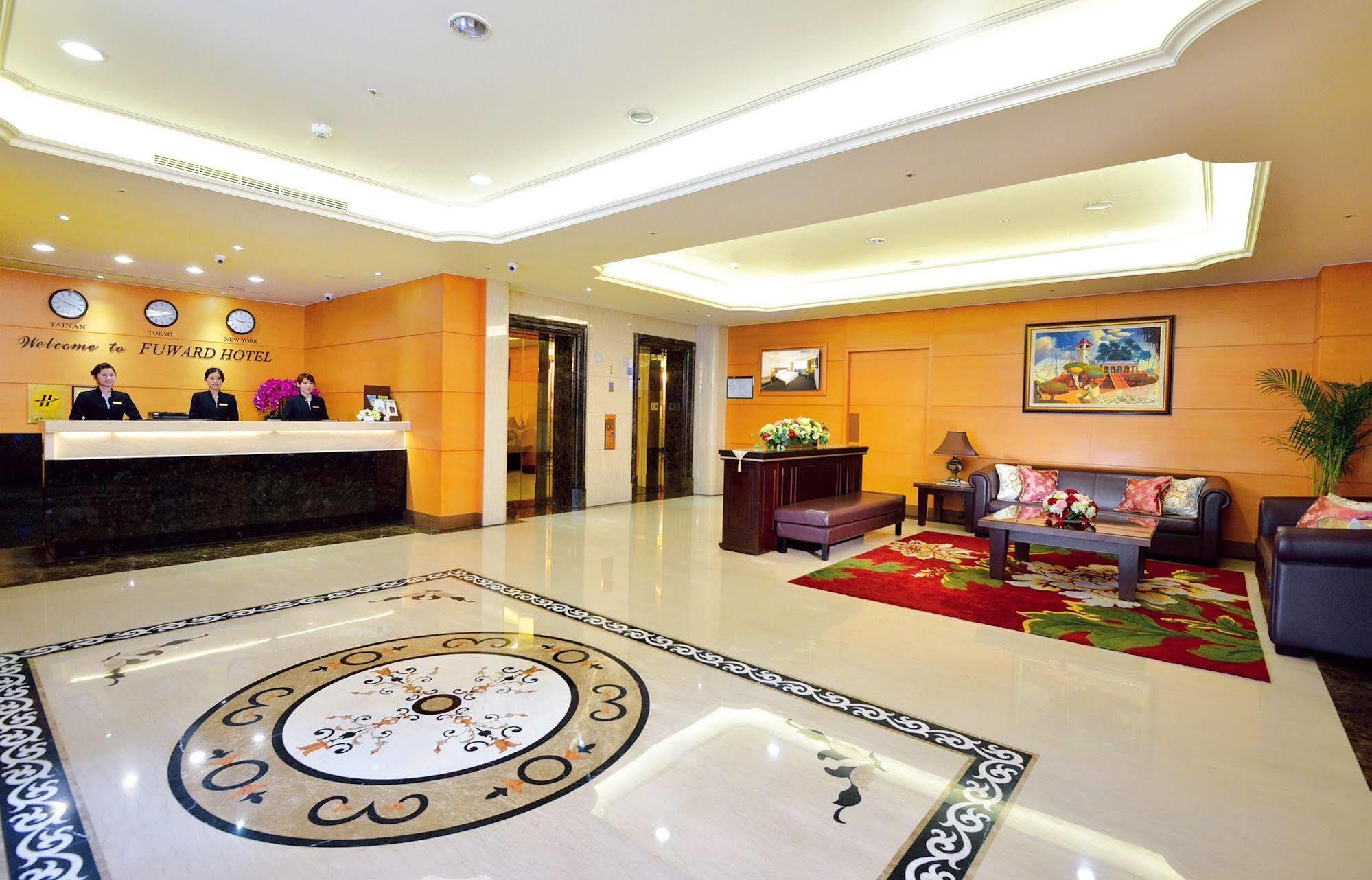 Fuward Hotel Tainan Bagian luar foto